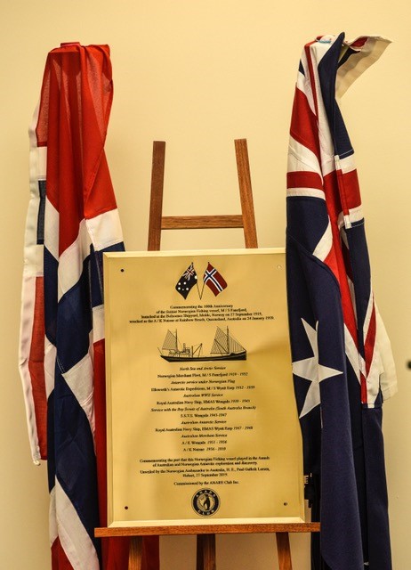 100th Anniversary Wyatt Earp Plaque presented to the Maritime Museum of Tasmania 100th Anniversary Wyatt Earp Plaque presented to the Maritime Museum of Tasmania
