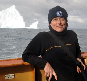 Lucinda Coates